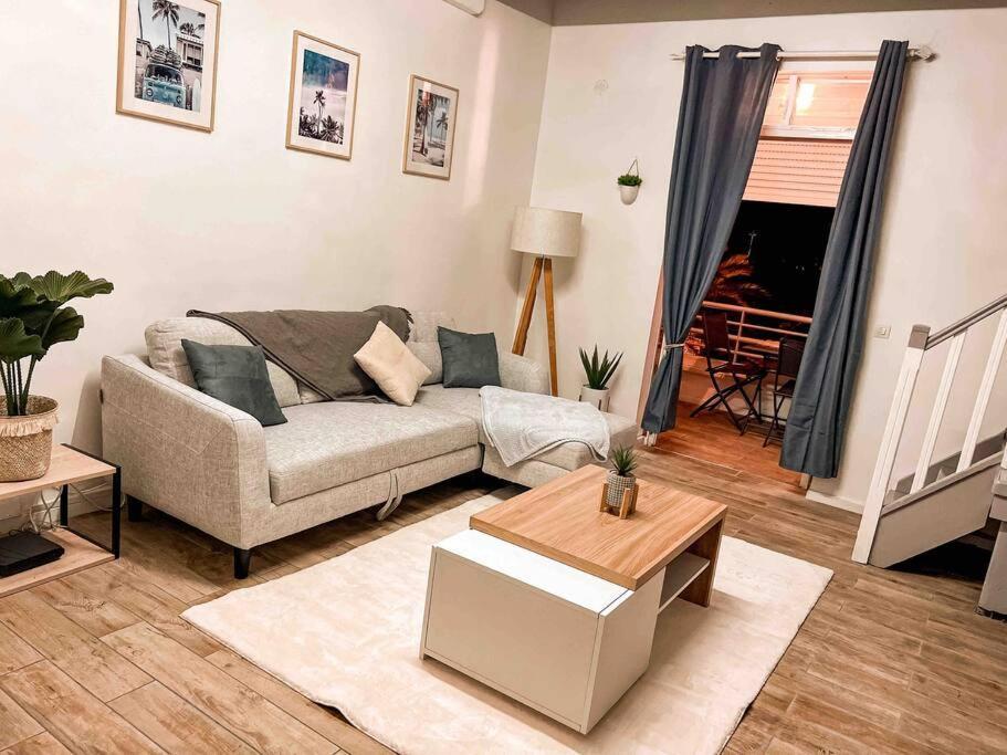 Casa Tropica Sainte-Anne Apartment ภายนอก รูปภาพ
