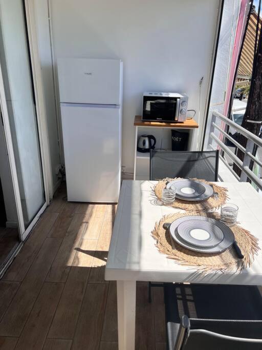 Casa Tropica Sainte-Anne Apartment ภายนอก รูปภาพ