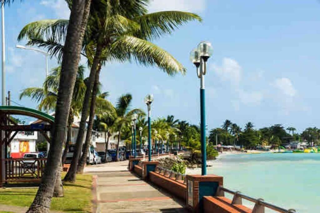 Casa Tropica Sainte-Anne Apartment ภายนอก รูปภาพ